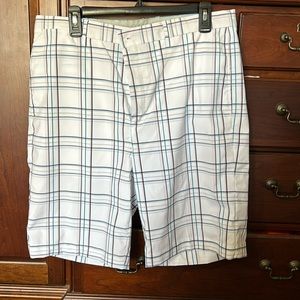 Golf shorts…. Greg Norman….. never been worn